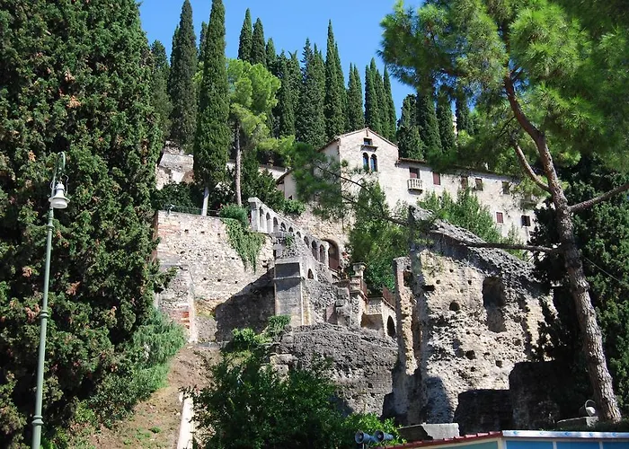 Residenza San Faustino Roma