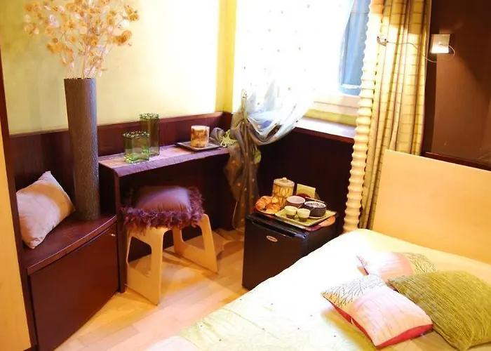 Residenza San Faustino 2* Roma